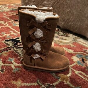 UGG Koolaburra size 13 girls